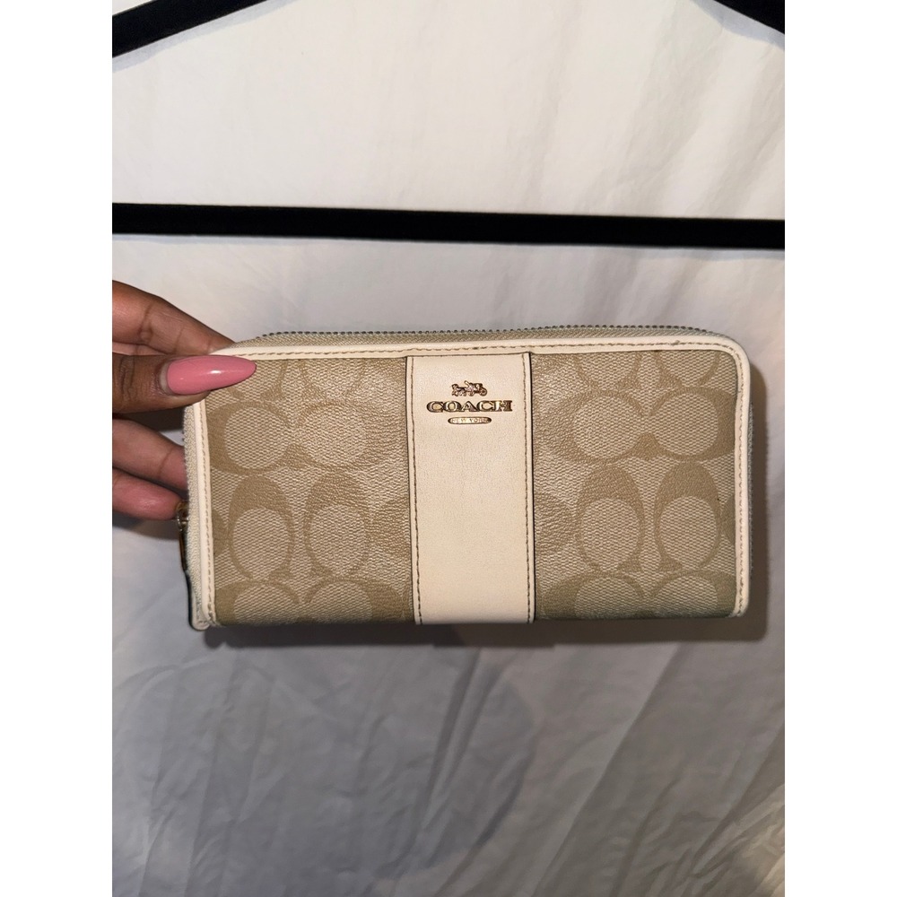 Coach Signature Canvas Accordion Zip Wallet Khaki Chalk Gold Logo 2643
